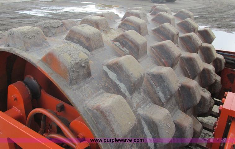 image for item E5311 Hamm 3012DS vibratory pad foot compactor