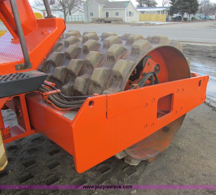 image for item E5311 Hamm 3012DS vibratory pad foot compactor