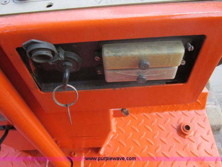 image for item E5311 Hamm 3012DS vibratory pad foot compactor