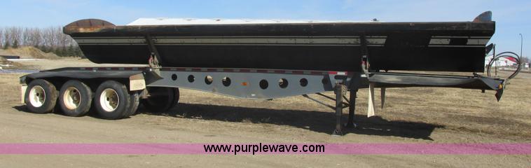 image for item E5414 2003 Smithco 3000VC triple axle side dump trailer