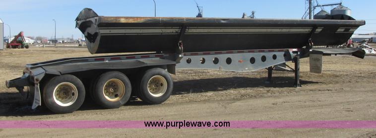 image for item E5414 2003 Smithco 3000VC triple axle side dump trailer