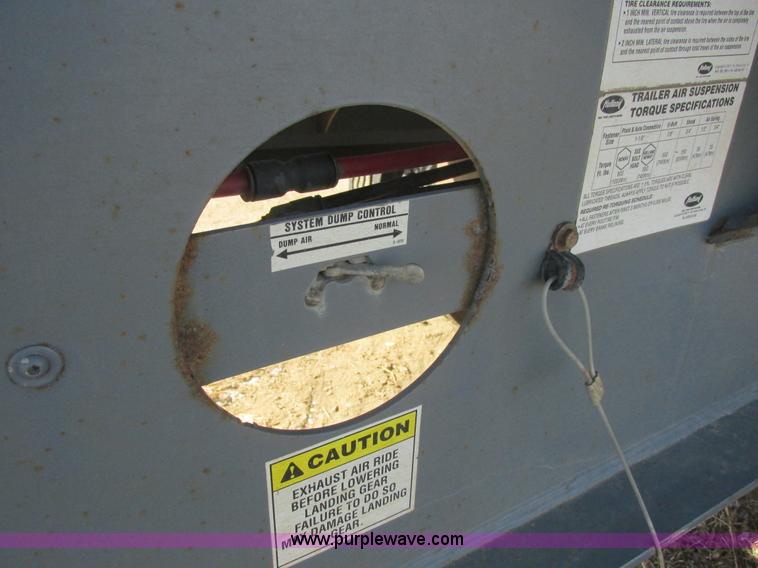 image for item E5414 2003 Smithco 3000VC triple axle side dump trailer