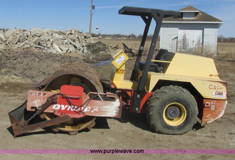 image for item E5415 Dynapac CA141PDB single drum sheepsfoot roller