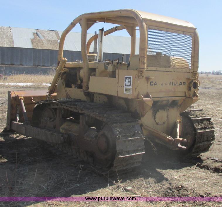 image for item E5416 1968 Caterpillar D6C dozer