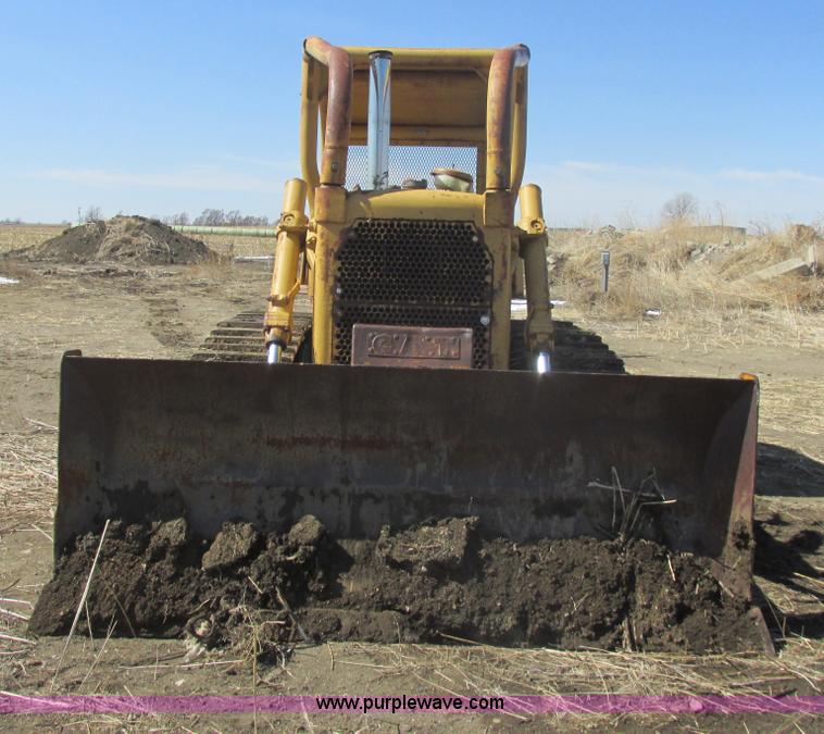 image for item E5416 1968 Caterpillar D6C dozer