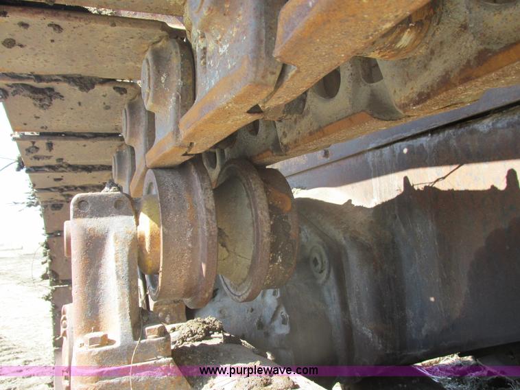 image for item E5416 1968 Caterpillar D6C dozer