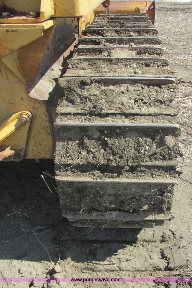 image for item E5416 1968 Caterpillar D6C dozer