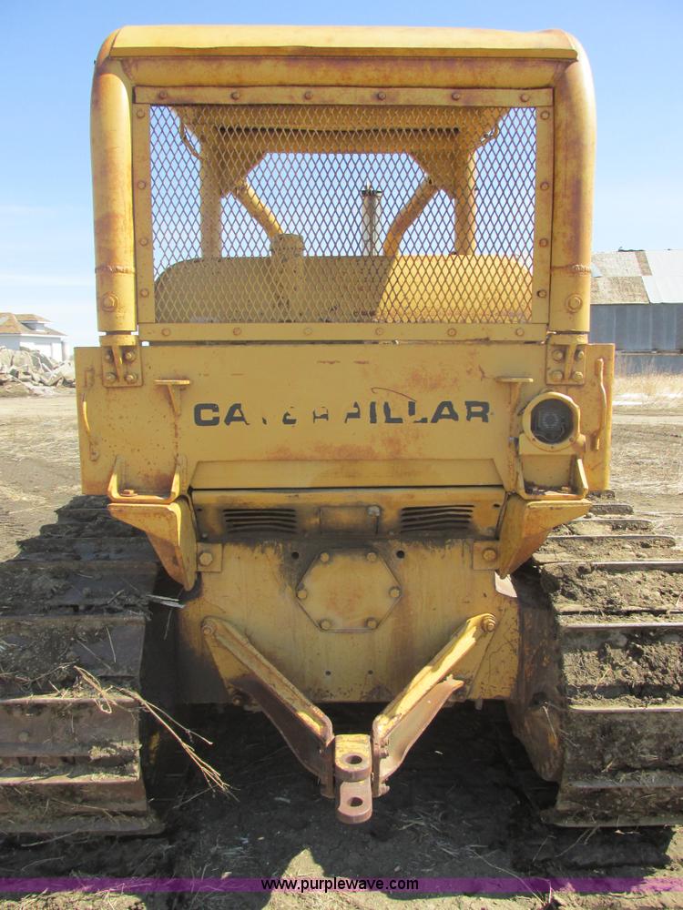 image for item E5416 1968 Caterpillar D6C dozer