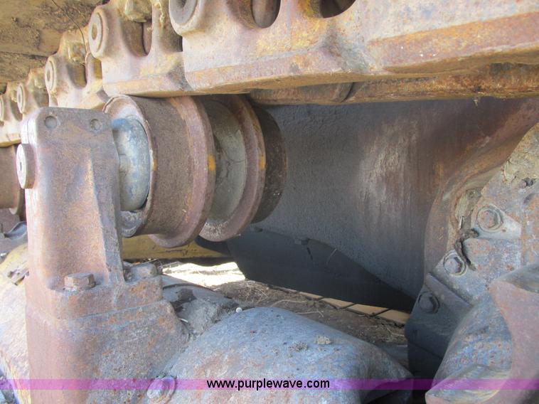 image for item E5416 1968 Caterpillar D6C dozer