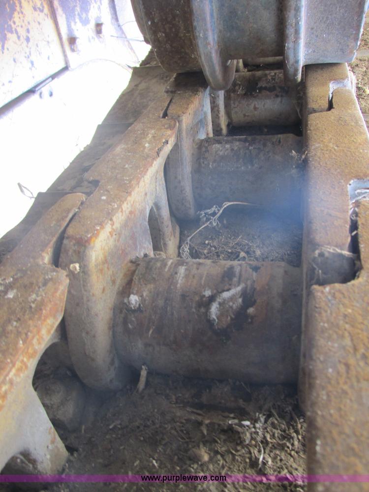 image for item E5416 1968 Caterpillar D6C dozer