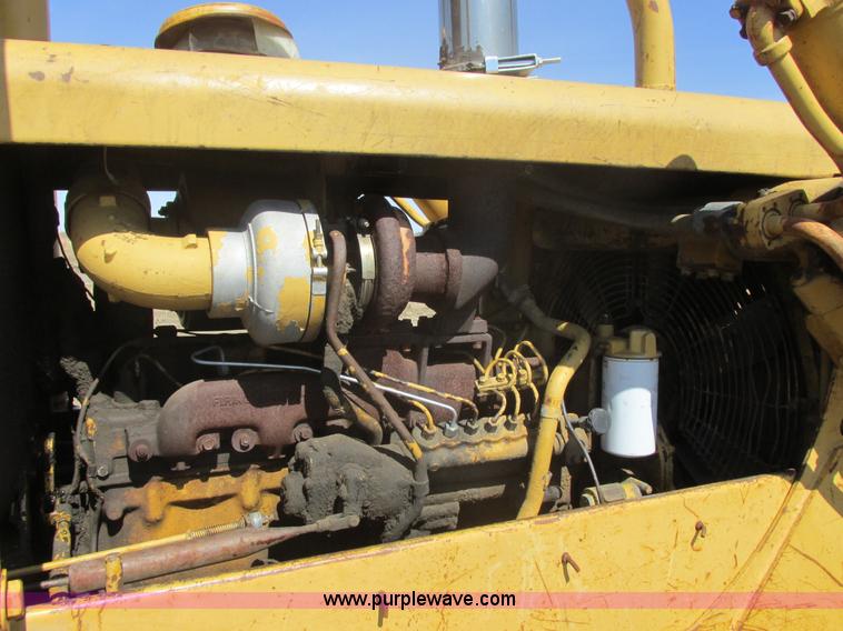 image for item E5416 1968 Caterpillar D6C dozer