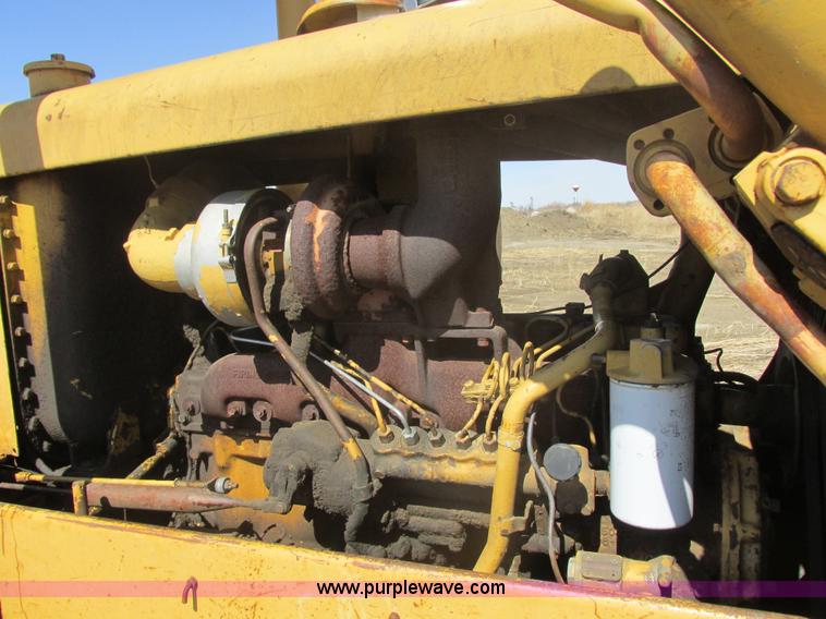 image for item E5416 1968 Caterpillar D6C dozer