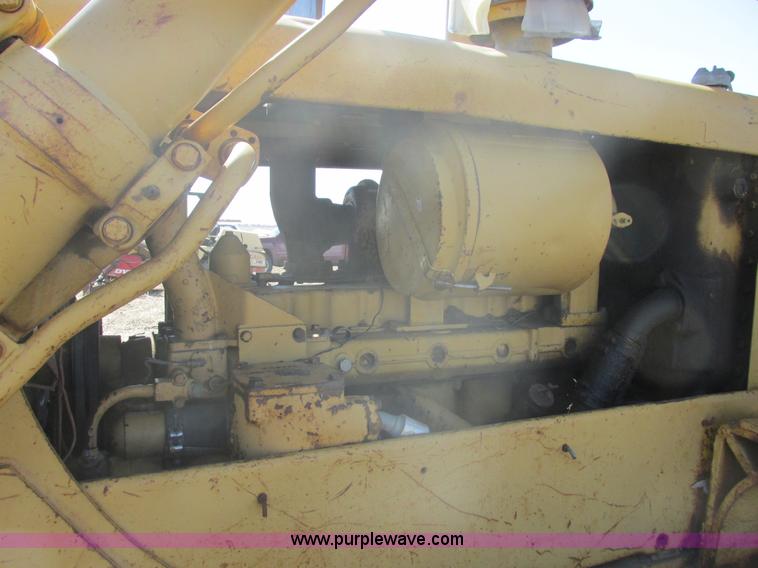 image for item E5416 1968 Caterpillar D6C dozer