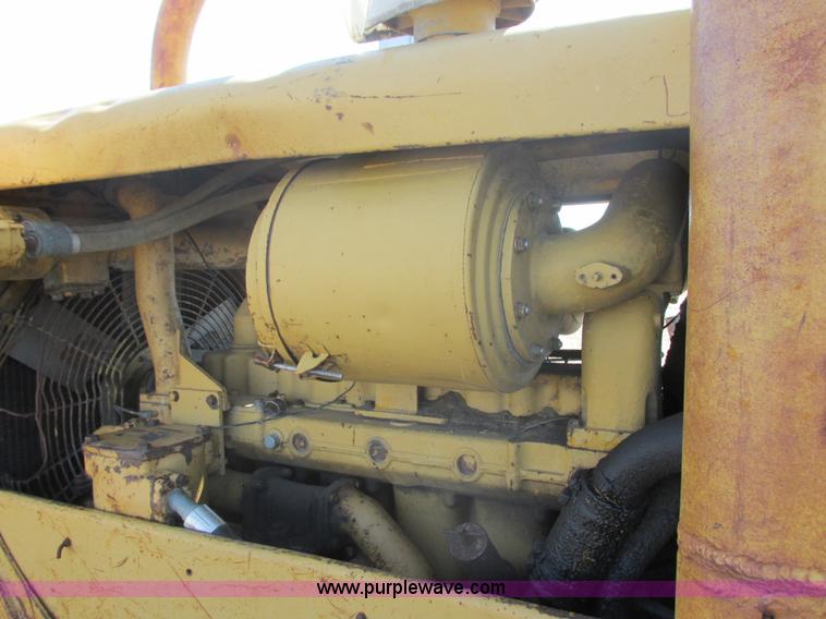 image for item E5416 1968 Caterpillar D6C dozer