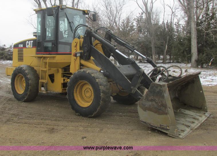 image for item E5429 1998 Caterpillar IT28G loader