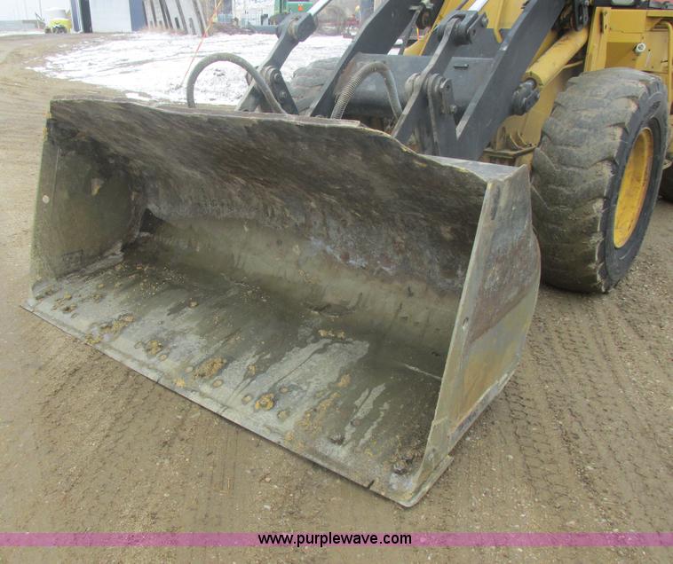 image for item E5429 1998 Caterpillar IT28G loader