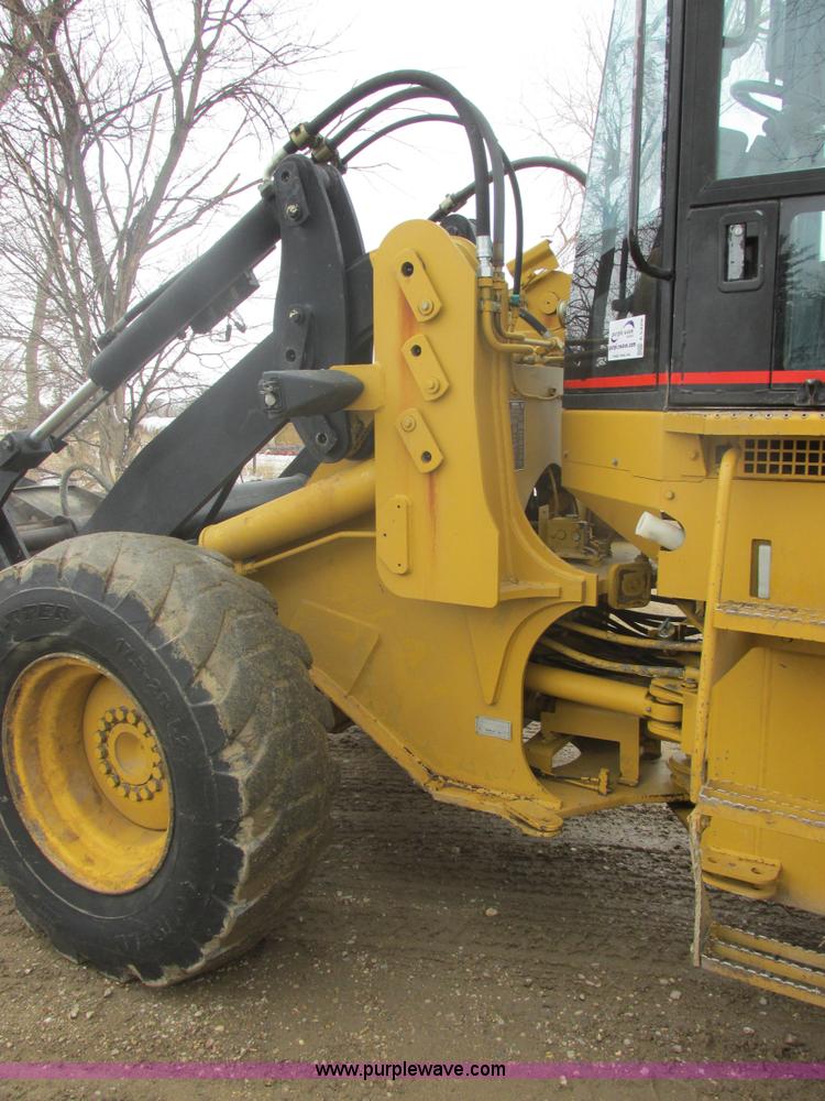 image for item E5429 1998 Caterpillar IT28G loader