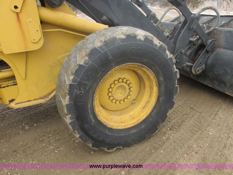 image for item E5429 1998 Caterpillar IT28G loader