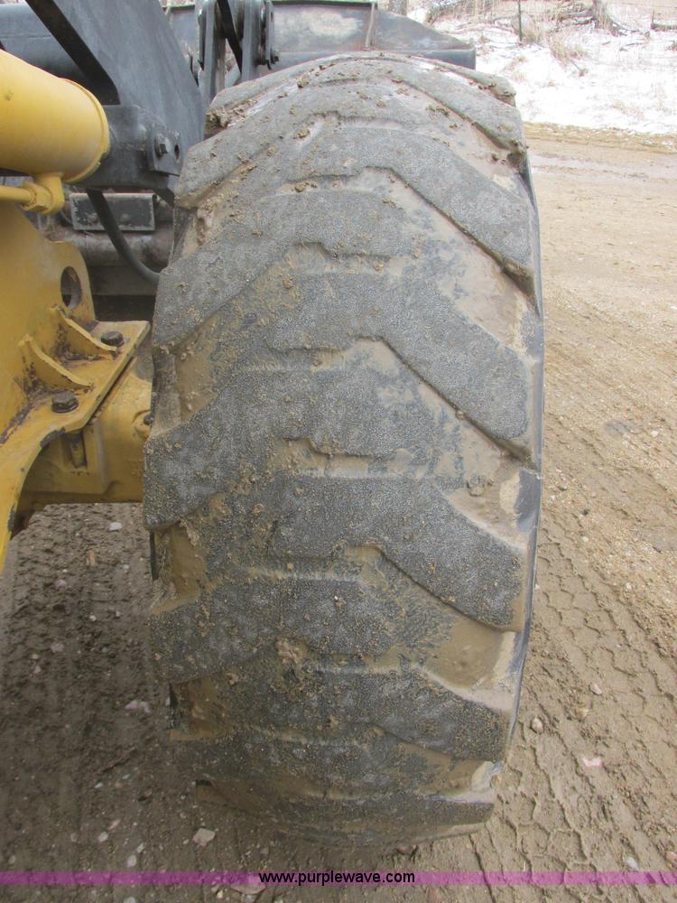 image for item E5429 1998 Caterpillar IT28G loader