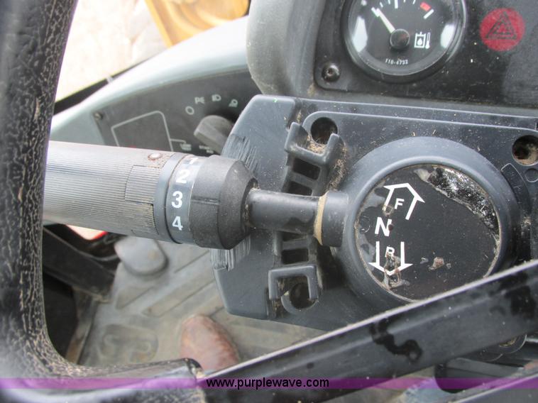 image for item E5429 1998 Caterpillar IT28G loader