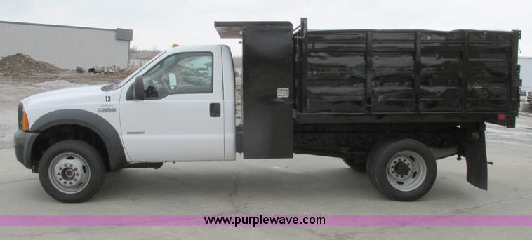 image for item F4866 2006 Ford F550 dump bed truck