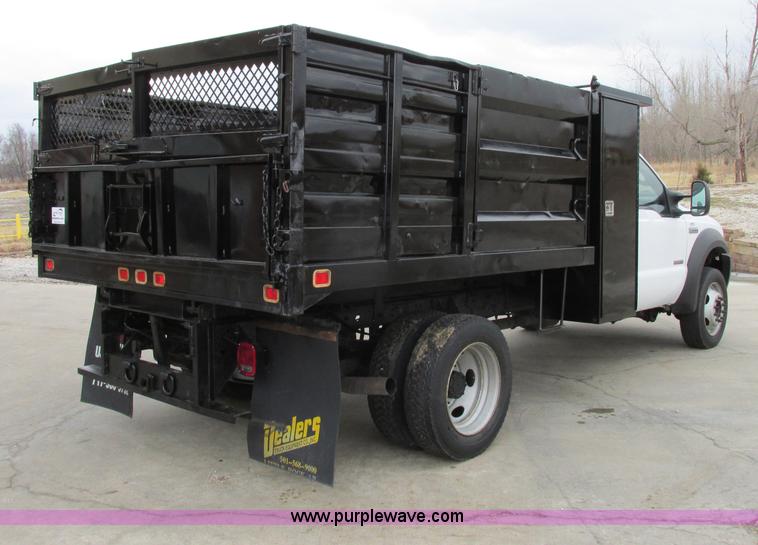 image for item F4866 2006 Ford F550 dump bed truck