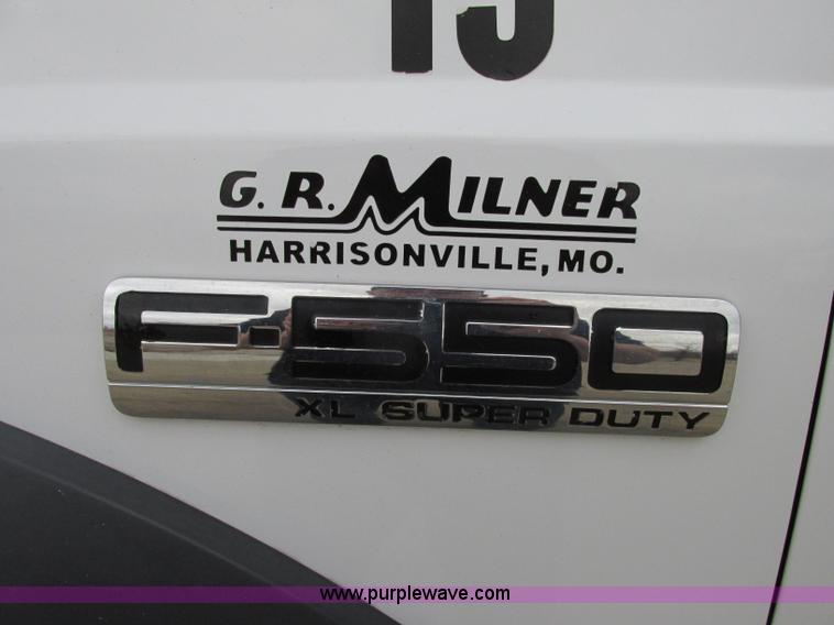 image for item F4866 2006 Ford F550 dump bed truck