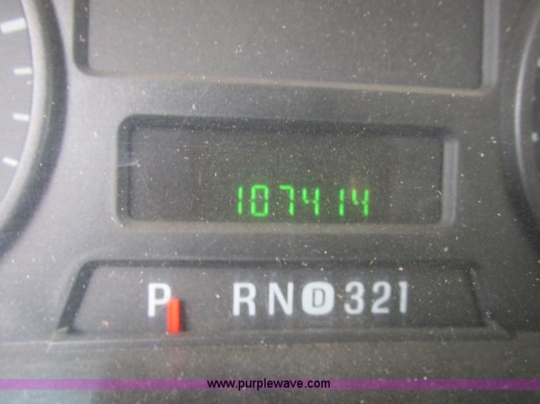 image for item F4866 2006 Ford F550 dump bed truck