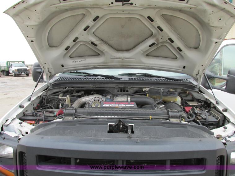 image for item F4866 2006 Ford F550 dump bed truck