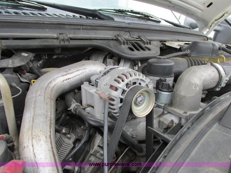 image for item F4866 2006 Ford F550 dump bed truck