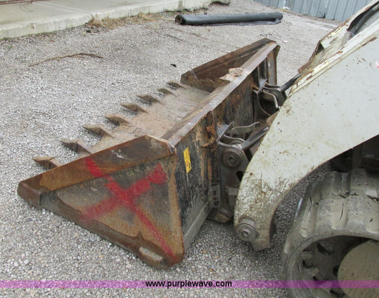 image for item F4883 2006 Takeuchi TL150 skid steer