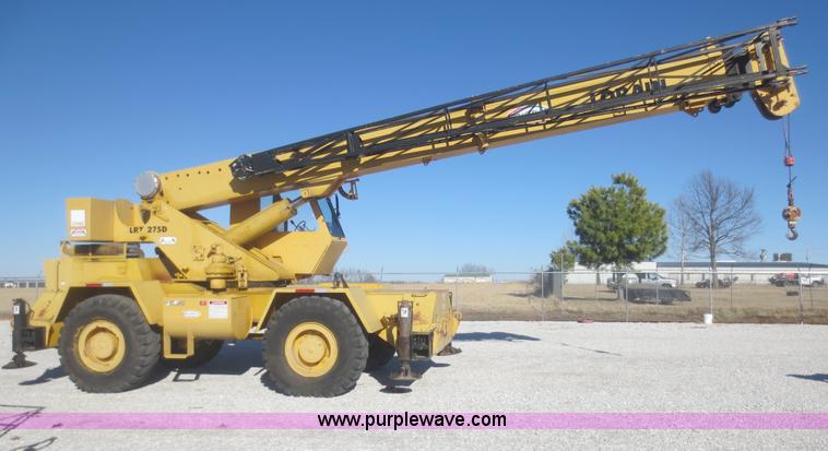 image for item F6844 1990 Lorain LRT275D crane