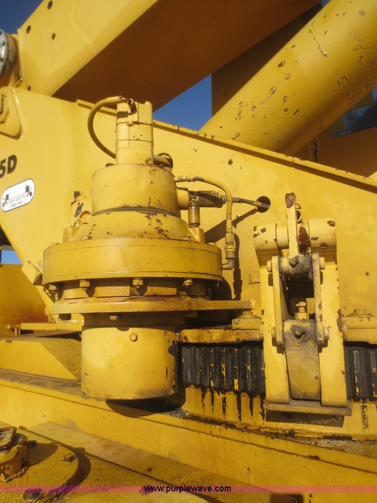 image for item F6844 1990 Lorain LRT275D crane