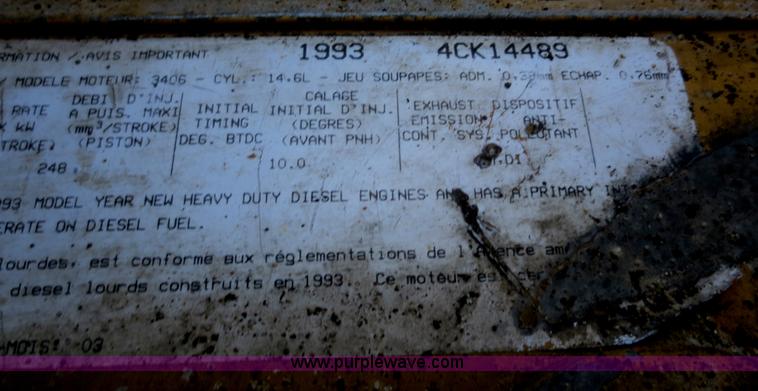 image for item F6850 1994 Freightliner Classic XL dump truck