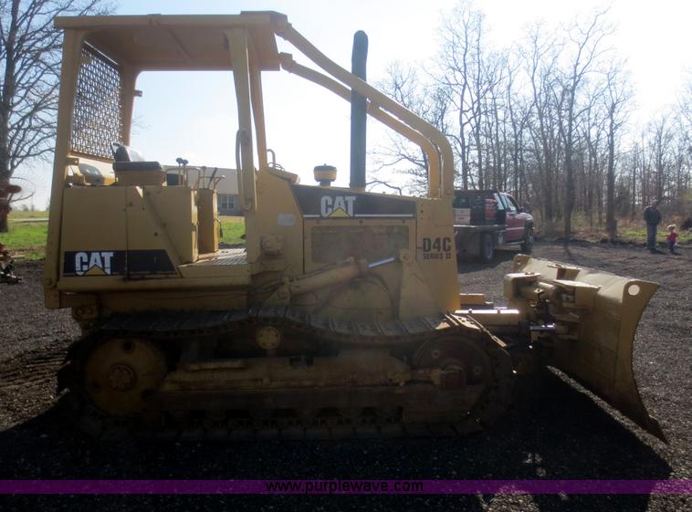 image for item F6851 1991 Caterpillar D4C dozer
