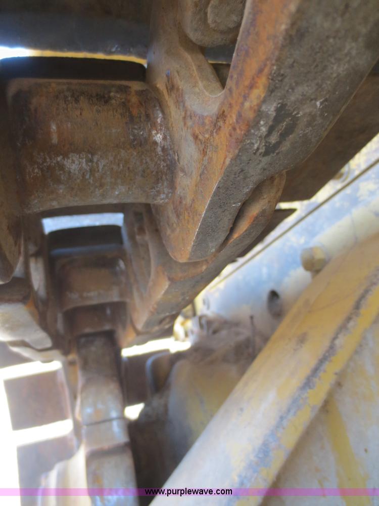 image for item F6851 1991 Caterpillar D4C dozer