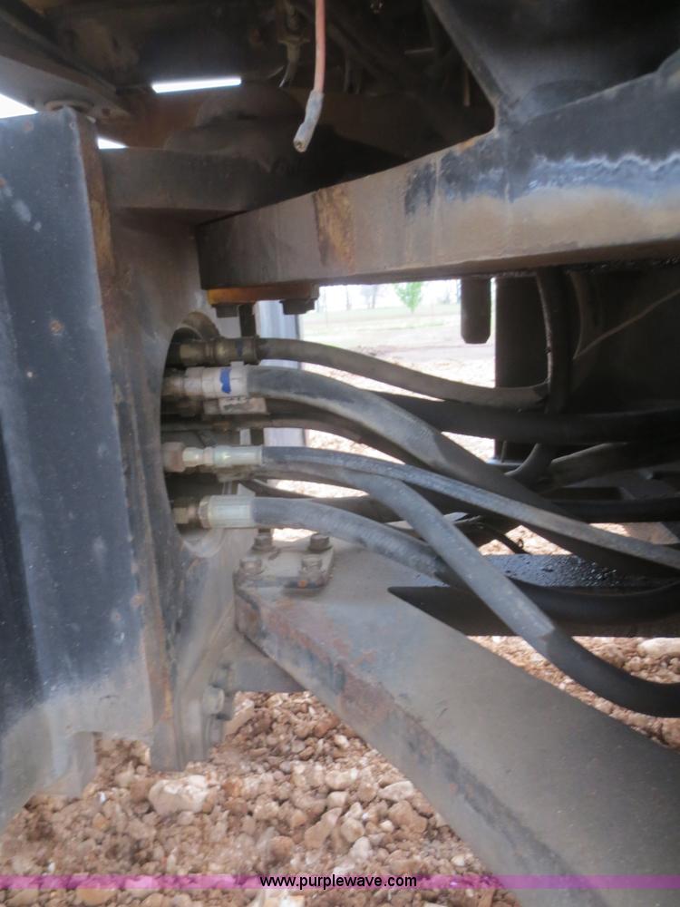 image for item F6854 Hyster C832B vibratory pad foot roller