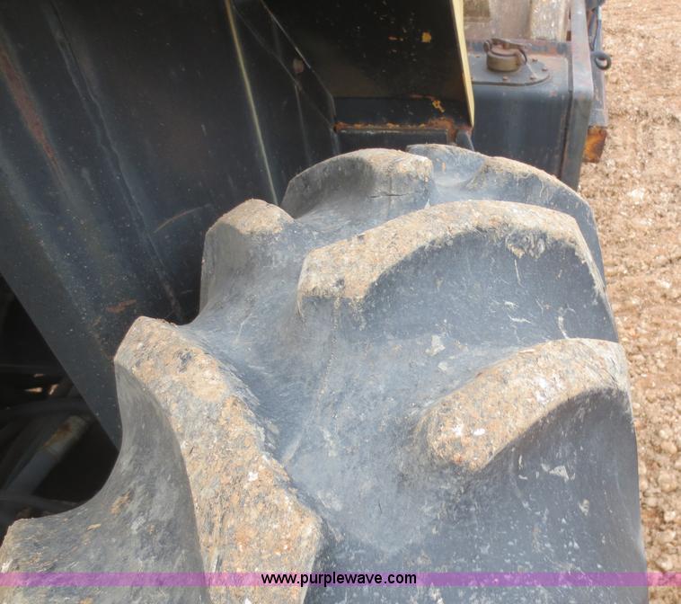 image for item F6854 Hyster C832B vibratory pad foot roller