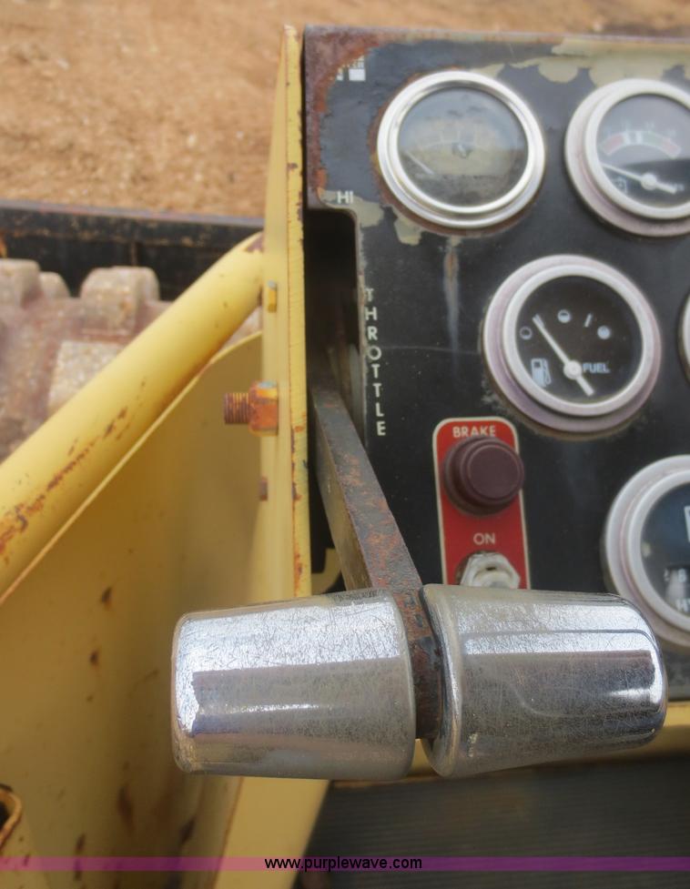 image for item F6854 Hyster C832B vibratory pad foot roller