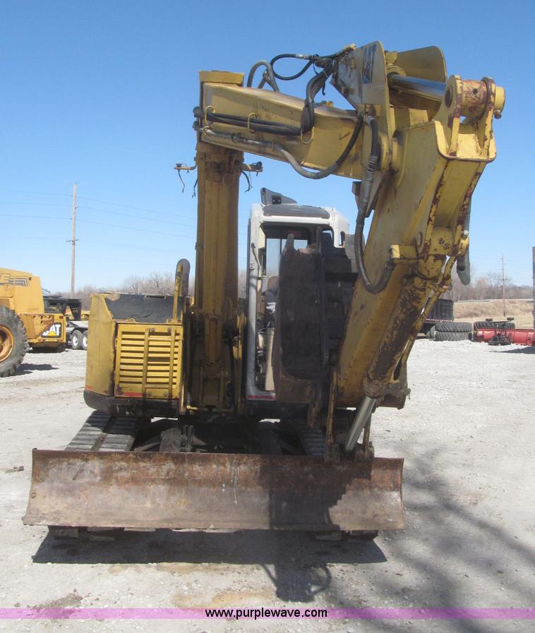 image for item F7318 1994 Caterpillar 307SSR mini excavator