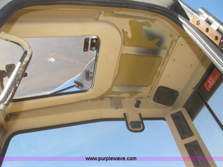 image for item F7318 1994 Caterpillar 307SSR mini excavator