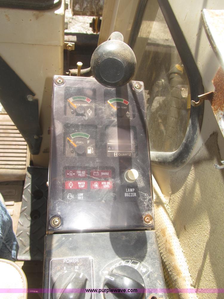 image for item F7318 1994 Caterpillar 307SSR mini excavator