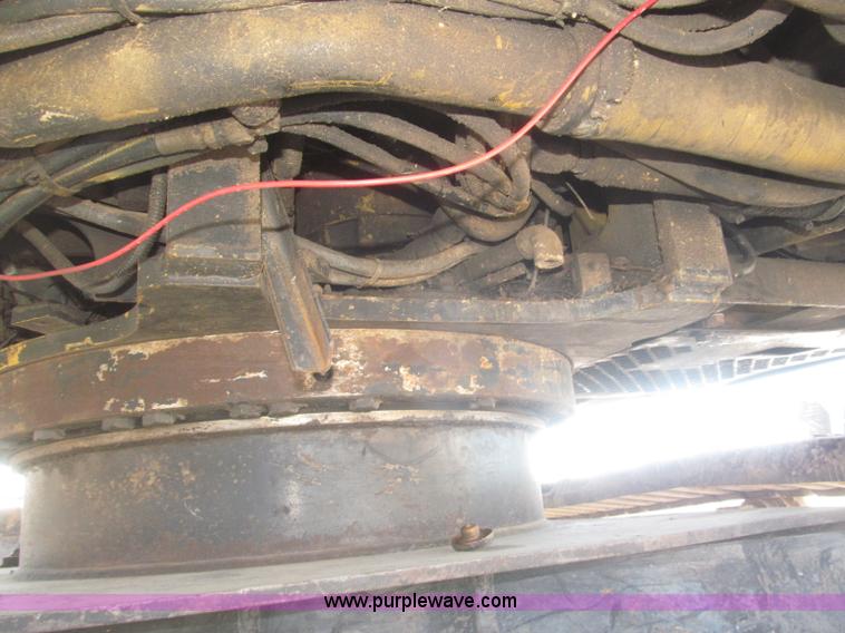 image for item F7318 1994 Caterpillar 307SSR mini excavator