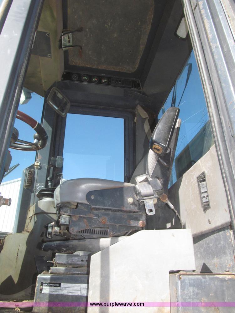 image for item F7319 1997 Case 821B wheel loader