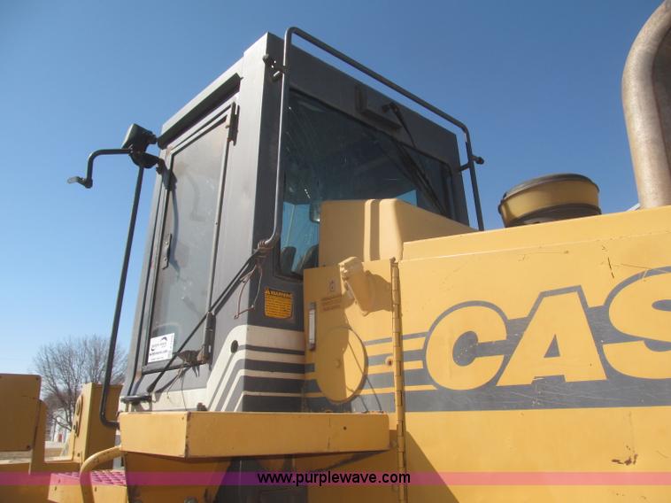 image for item F7319 1997 Case 821B wheel loader