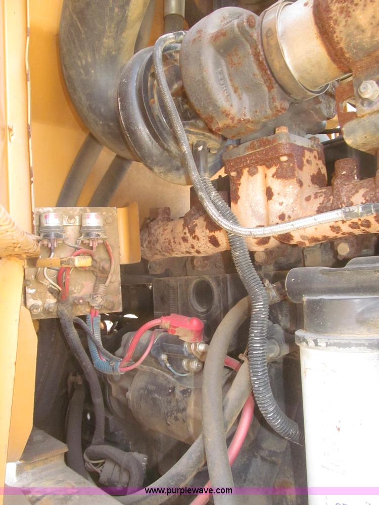 image for item F7319 1997 Case 821B wheel loader