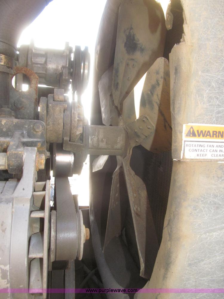 image for item F7319 1997 Case 821B wheel loader