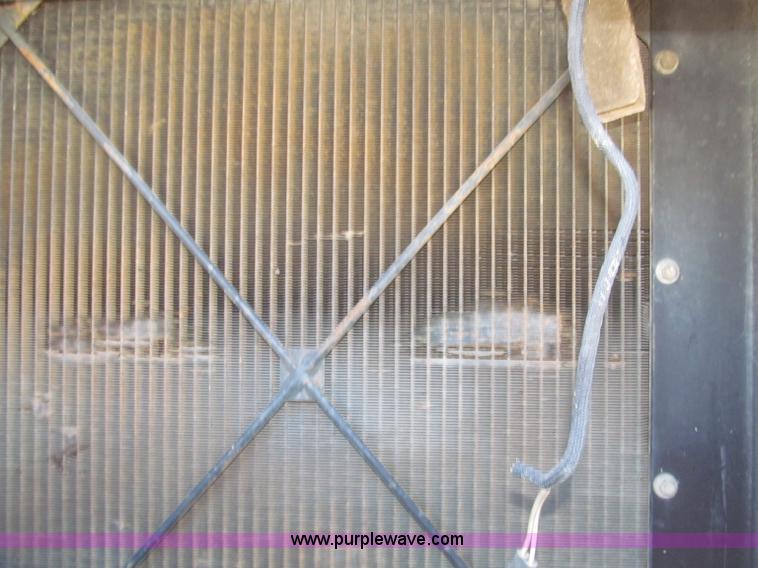 image for item F7319 1997 Case 821B wheel loader