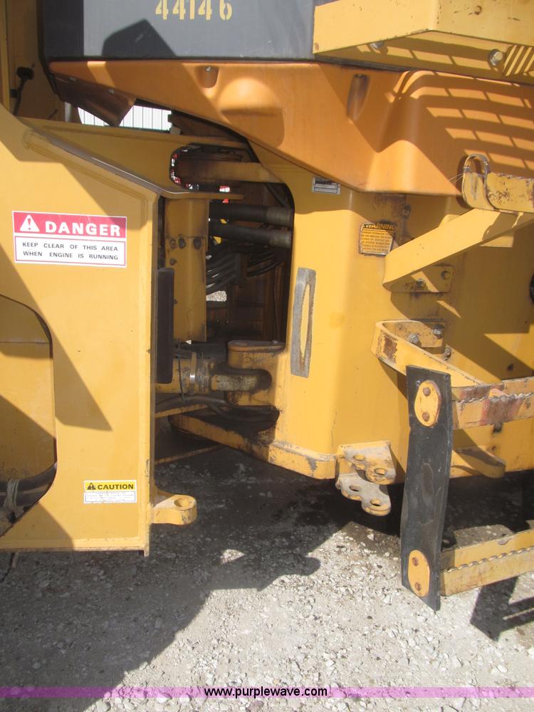 image for item F7319 1997 Case 821B wheel loader