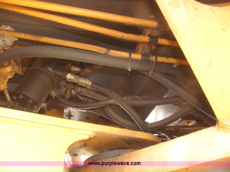 image for item F7319 1997 Case 821B wheel loader